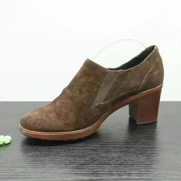 Dansko Women’s Brown Suede Leather Slip On Clogs - Picture 4 of 10